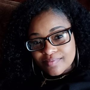 Meet your Posher, Falon